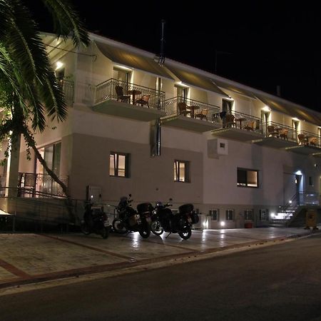 Achilles Hotel Methoni  Exterior photo
