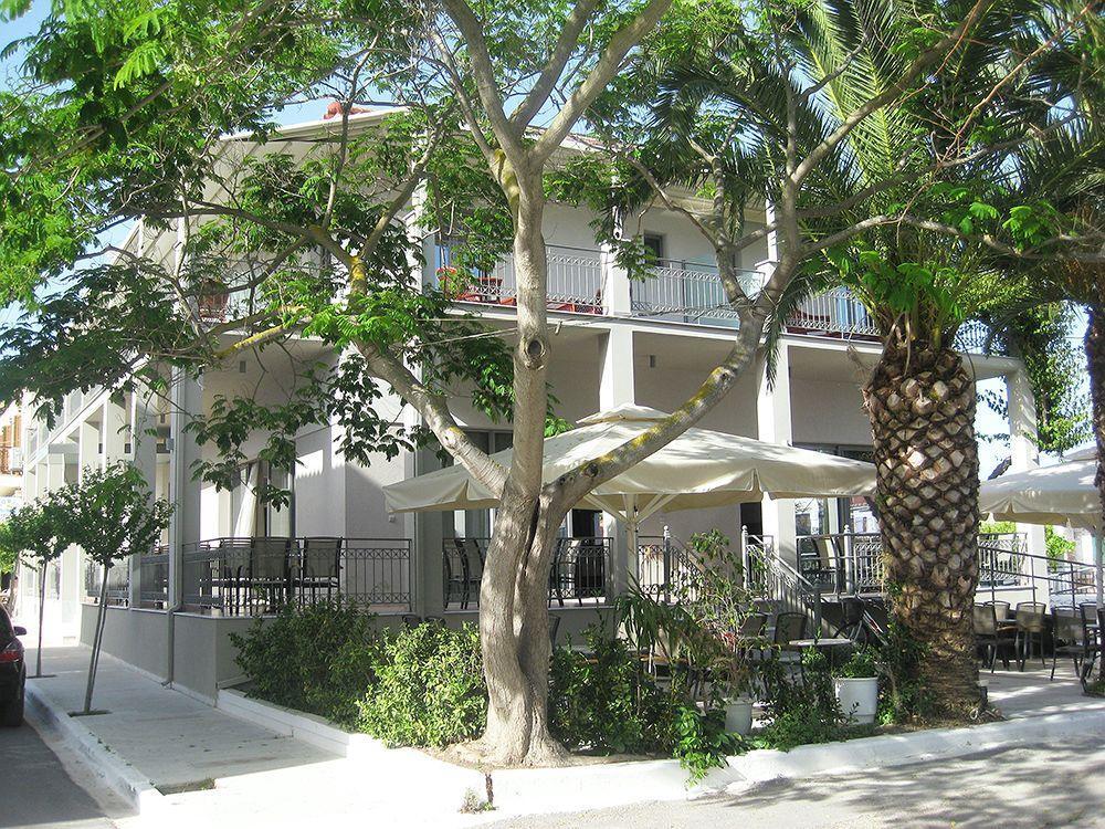 Achilles Hotel Methoni  Exterior photo