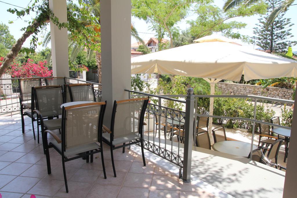 Achilles Hotel Methoni  Exterior photo